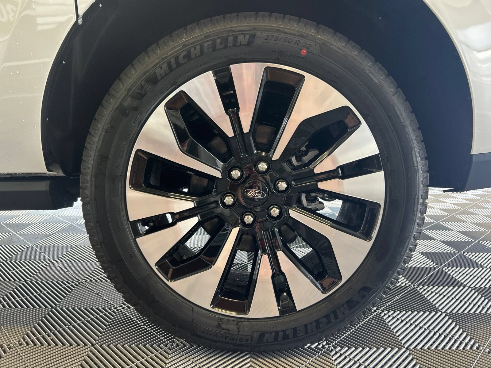 New 2027 Ford Expedition Max Platinum w/ Driver's Package AWD/4WD image 9
