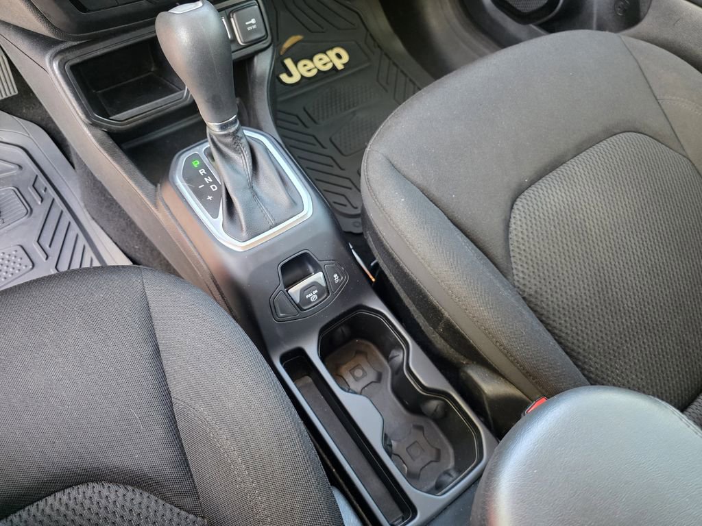 Used 2019 Jeep Renegade Altitude w/ Quick Order Package 2XM FWD image 21