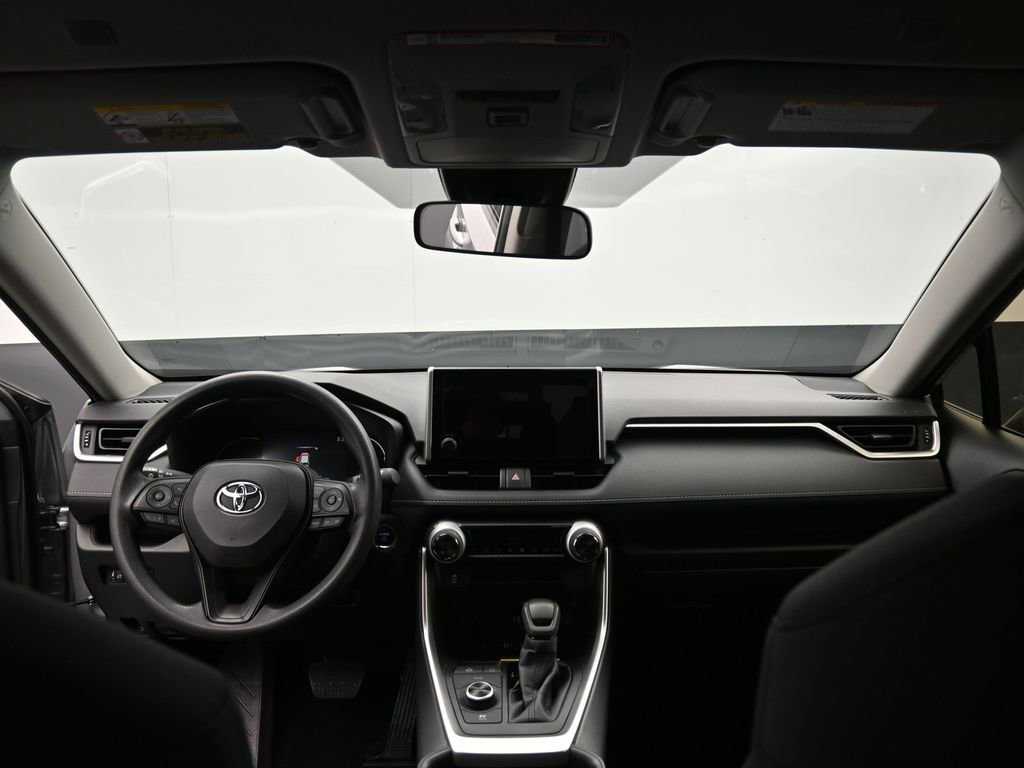 Certified 2025 Toyota RAV4 XLE image 29