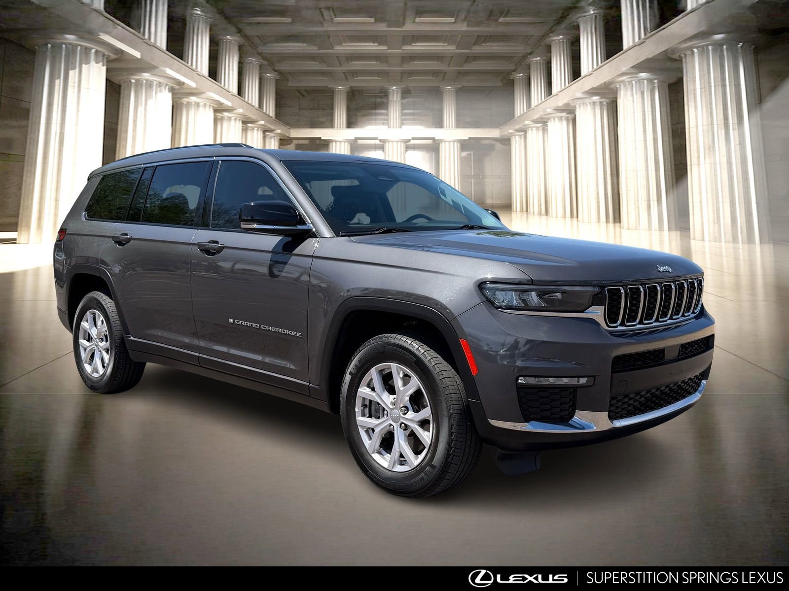 Used 2021 Jeep Grand Cherokee L Limited AWD/4WD image 2