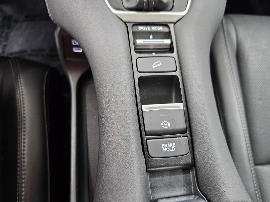 Used 2024 Honda HR-V EX-L image 23