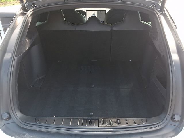 Used 2022 Tesla Model X image 32