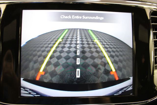 Used 2022 Jeep Grand Cherokee Laredo X image 3