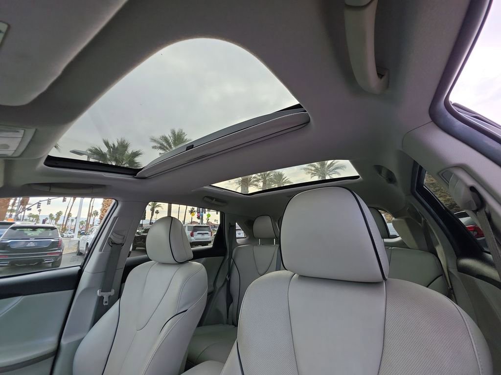 Used 2015 Toyota Venza XLE w/ XLE Premium Package FWD image 19