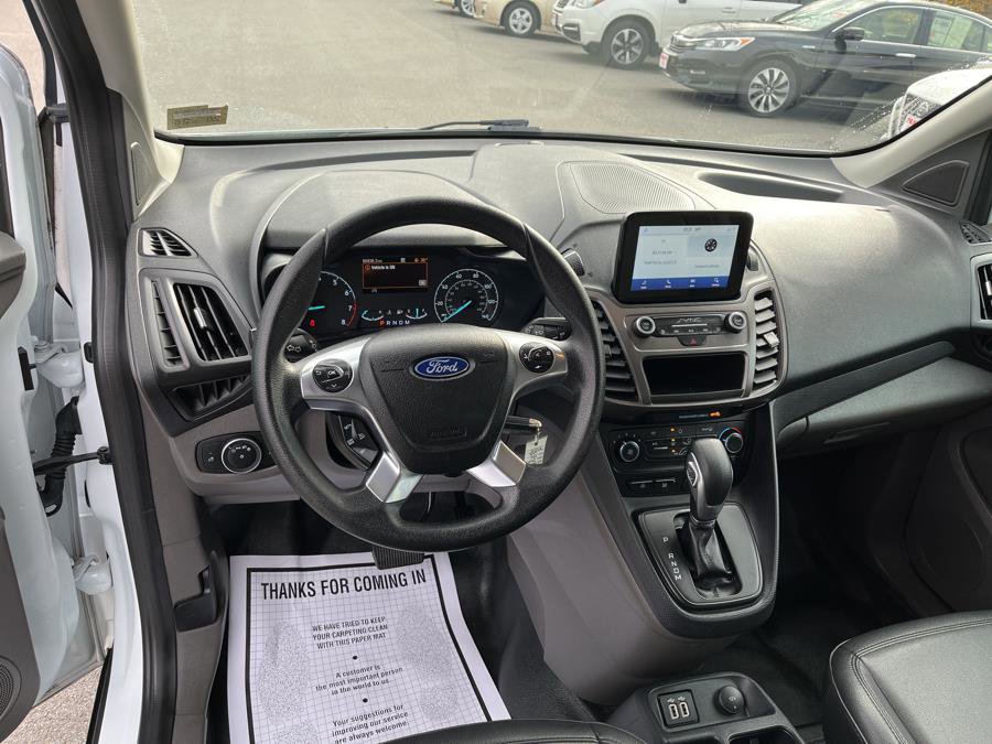 Used 2022 Ford Transit Connect XL image 7