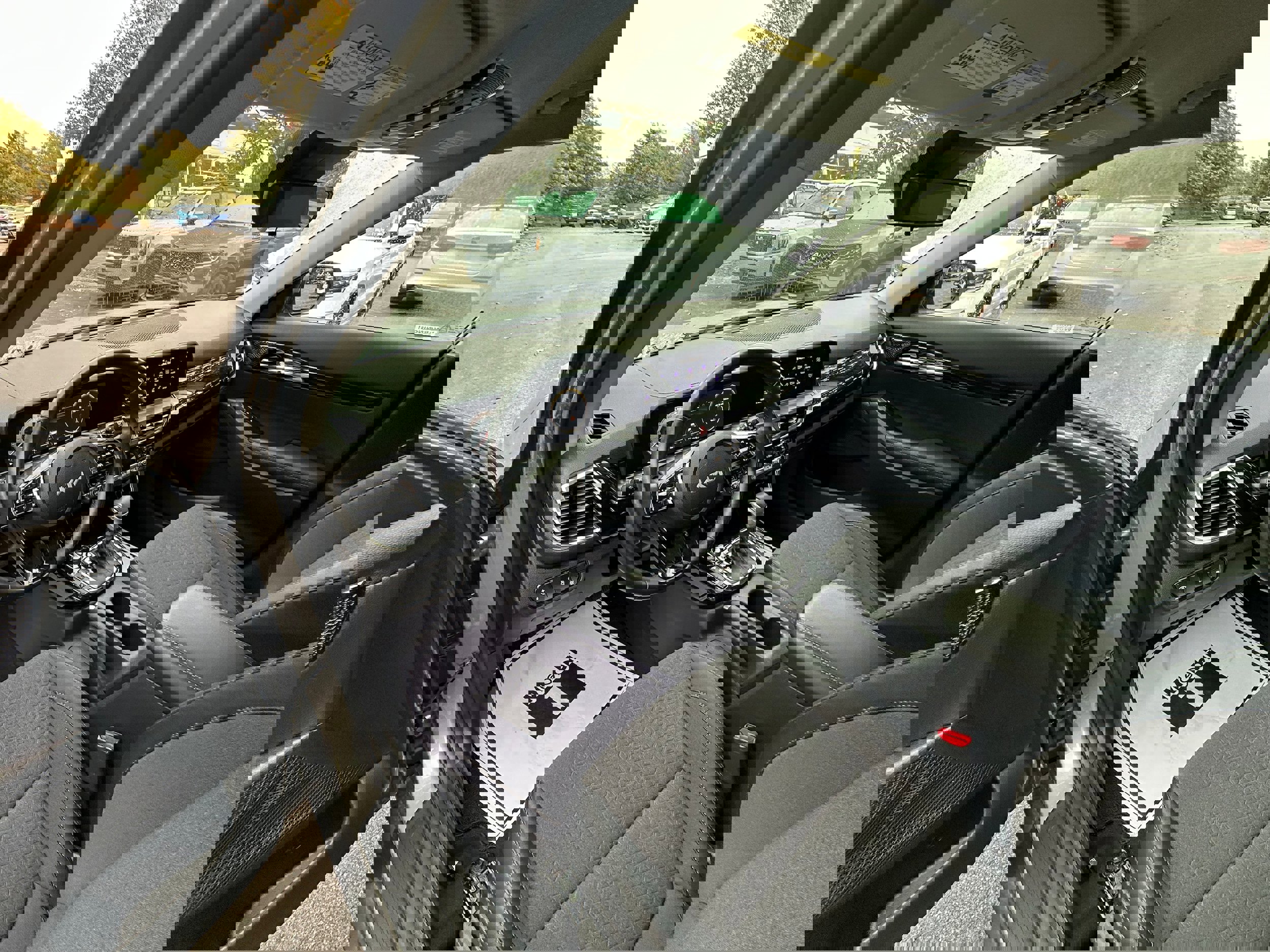 Used 2024 Kia Seltos S image 29