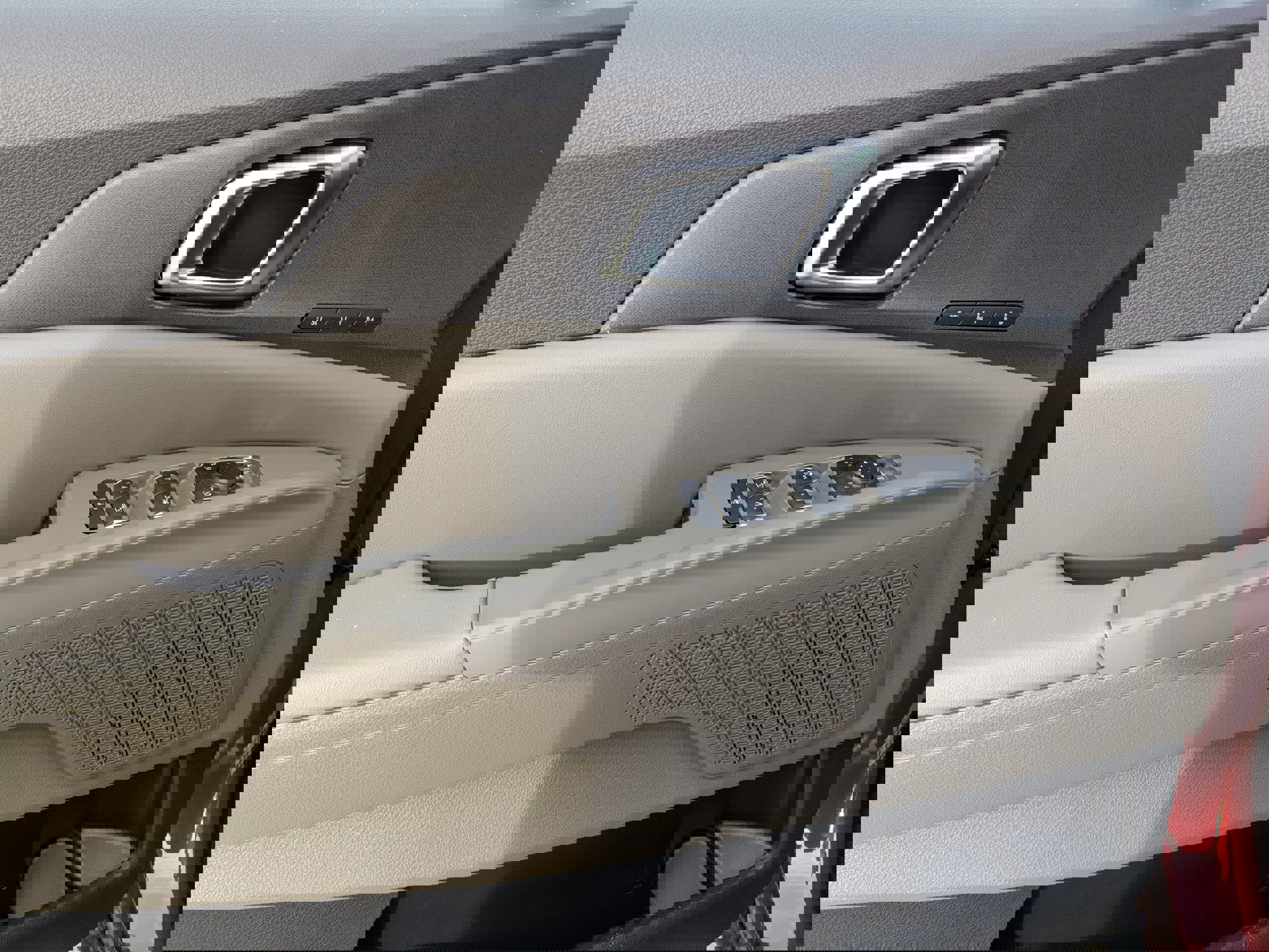 New 2025 Kia Carnival EX image 5