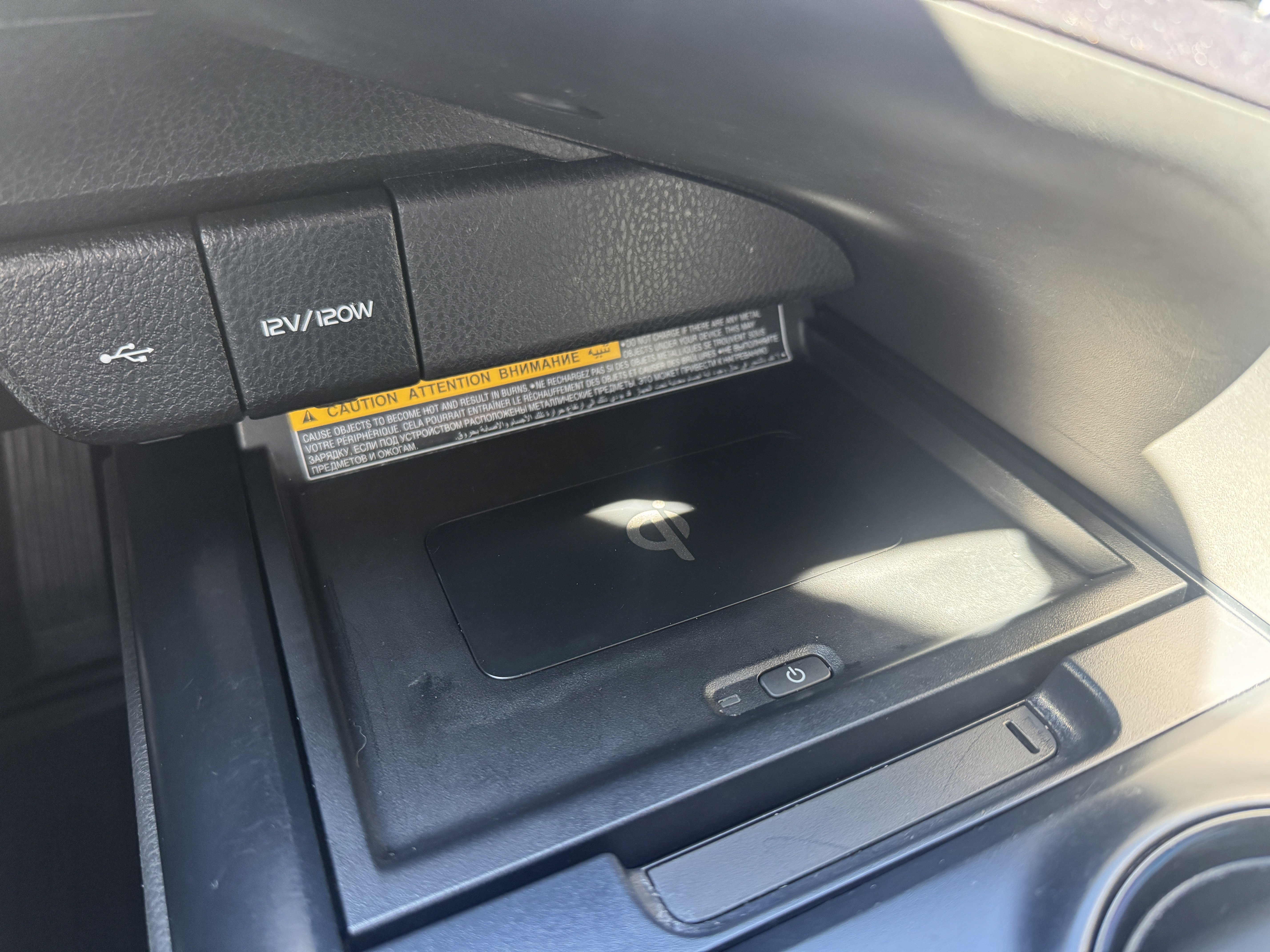 Used 2020 Toyota Camry SE w/ Audio Package image 27