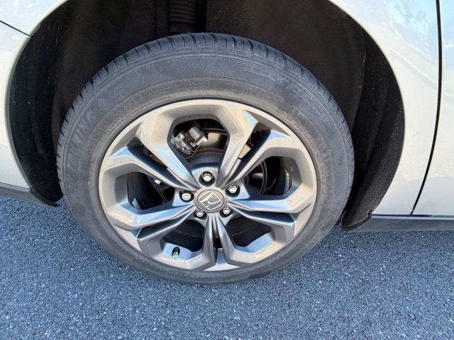 Used 2023 Honda Accord EX image 10