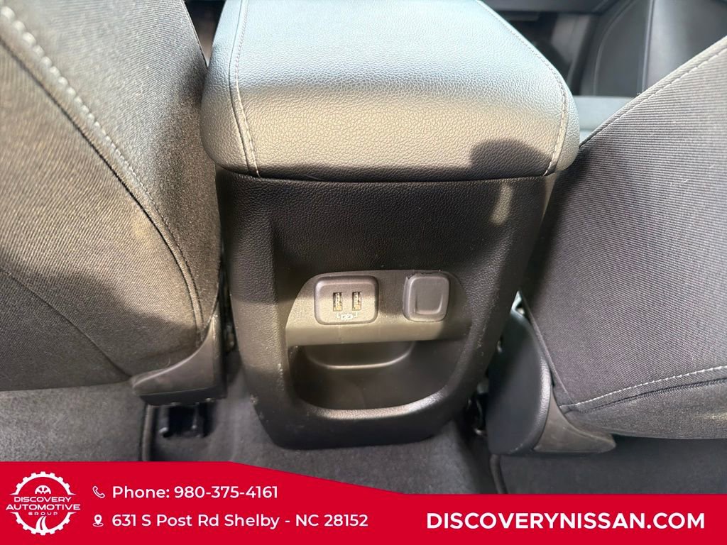 Used 2022 GMC Canyon Elevation image 28