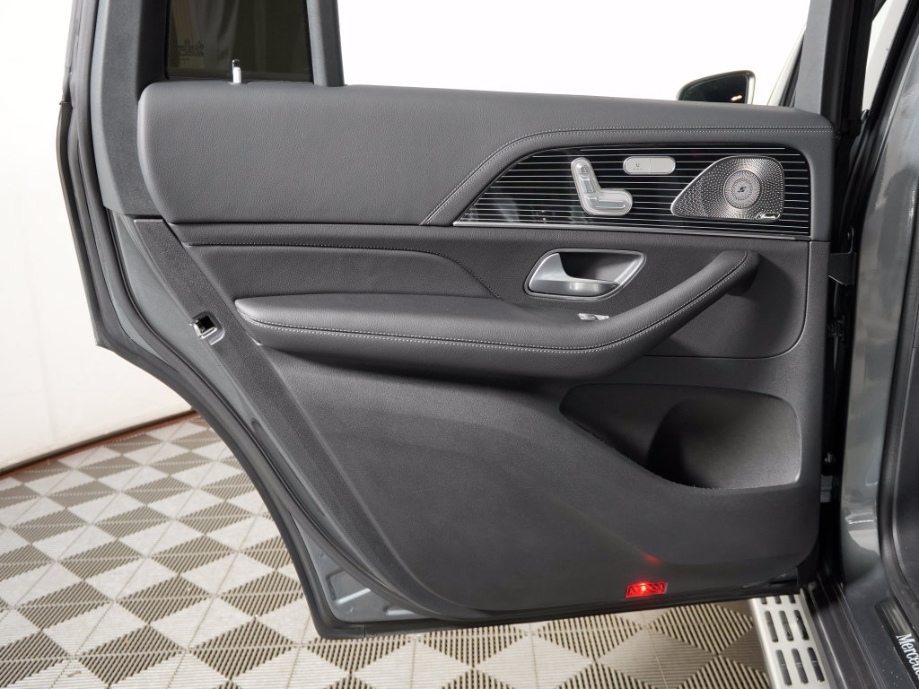 Certified 2024 Mercedes-Benz GLS 450 4MATIC image 32