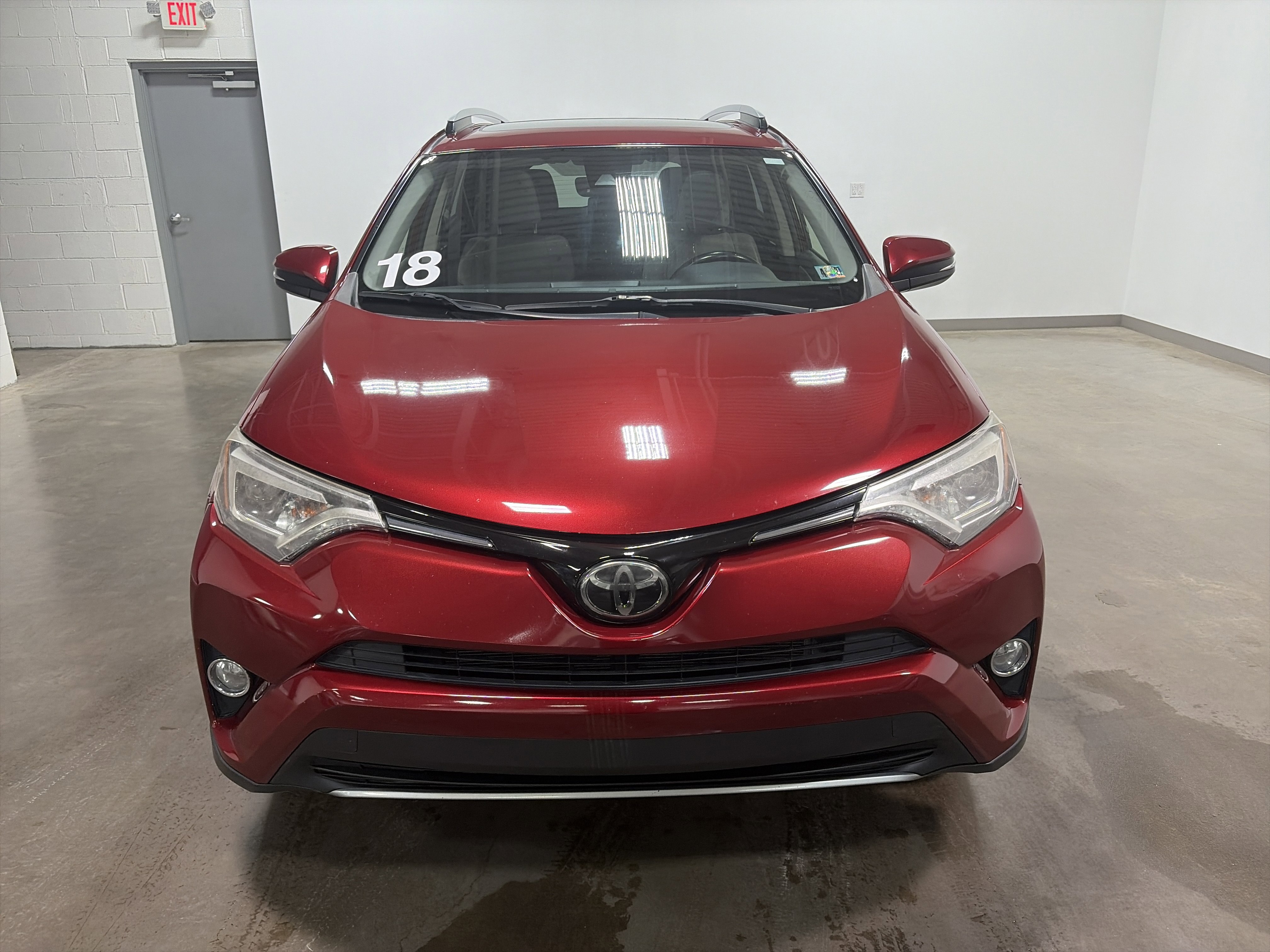 Used 2018 Toyota RAV4 Limited w/ Protection Package AWD/4WD image 39