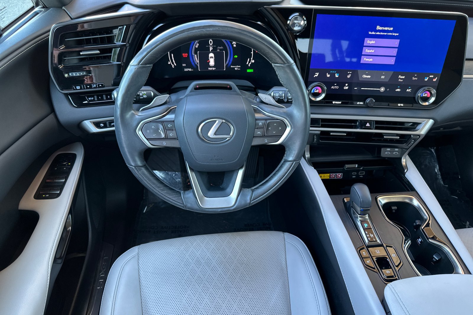 Certified 2023 Lexus RX 350 w/ Cold Area Package AWD/4WD image 16