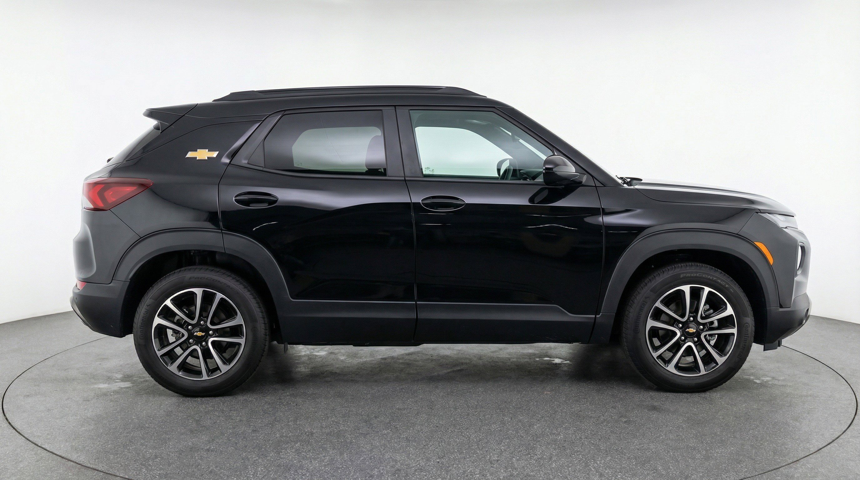 Used 2025 Chevrolet TrailBlazer LT FWD image 11