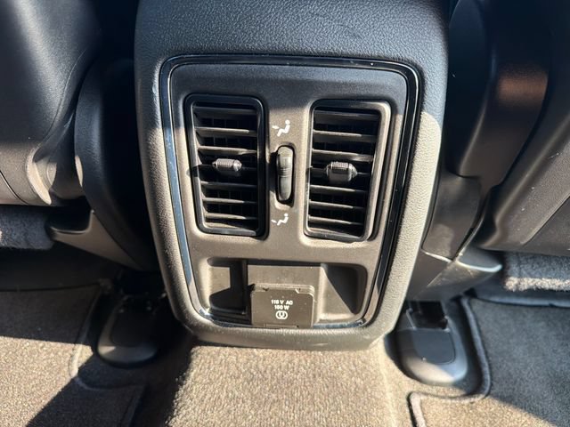 Used 2021 Jeep Grand Cherokee Laredo X AWD/4WD image 31