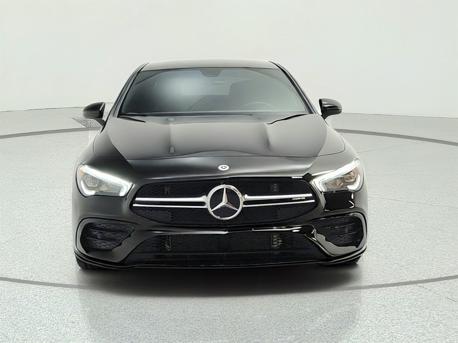 Used 2023 Mercedes-Benz CLA 35 AMG 4MATIC image 2