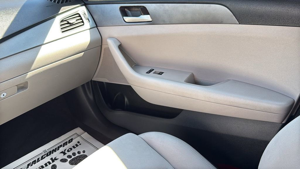 Used 2018 Hyundai Sonata SE image 28