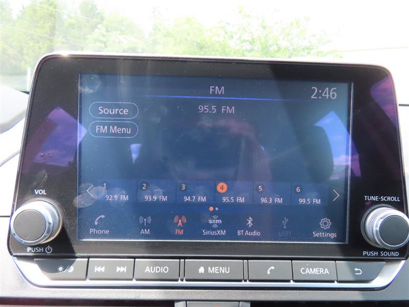 Used 2025 Nissan Altima 2.5 SV FWD image 25