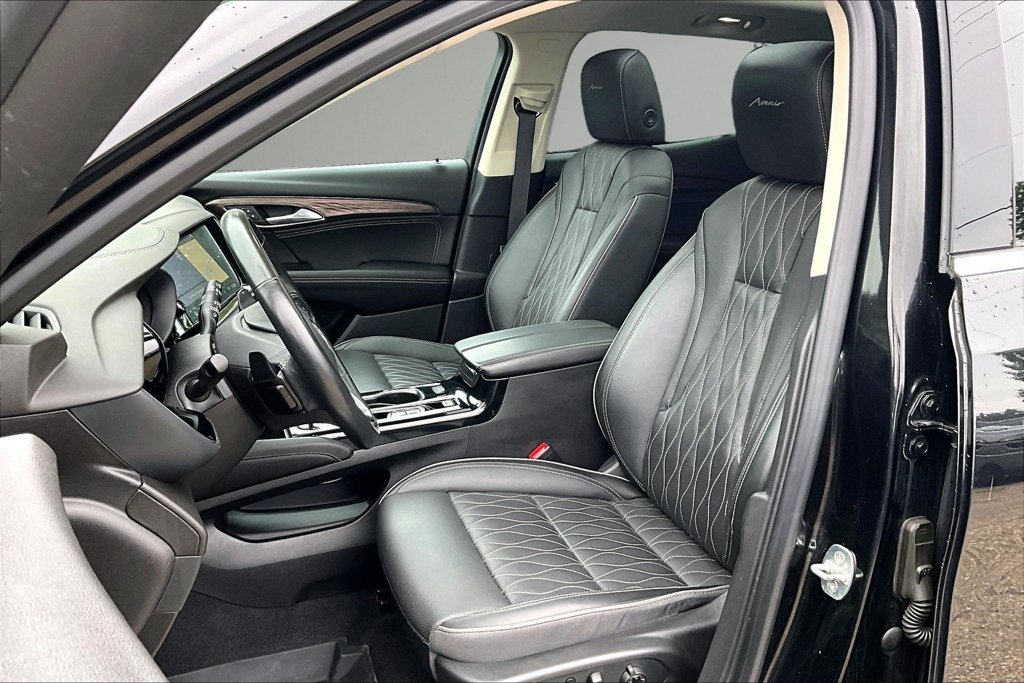Used 2021 Buick Envision Avenir AWD/4WD image 22