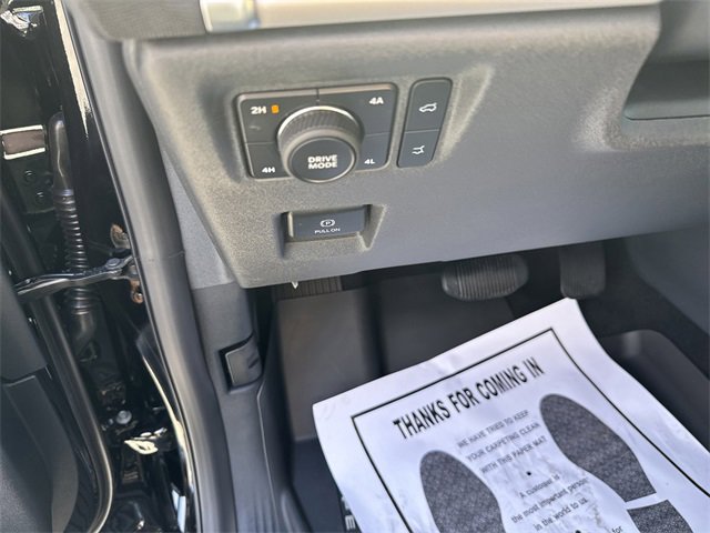 New 2025 Ford Expedition Max Active image 19