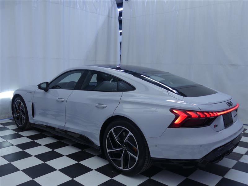 Used 2023 Audi RS e-tron GT w/ Carbon Performance Package image 5
