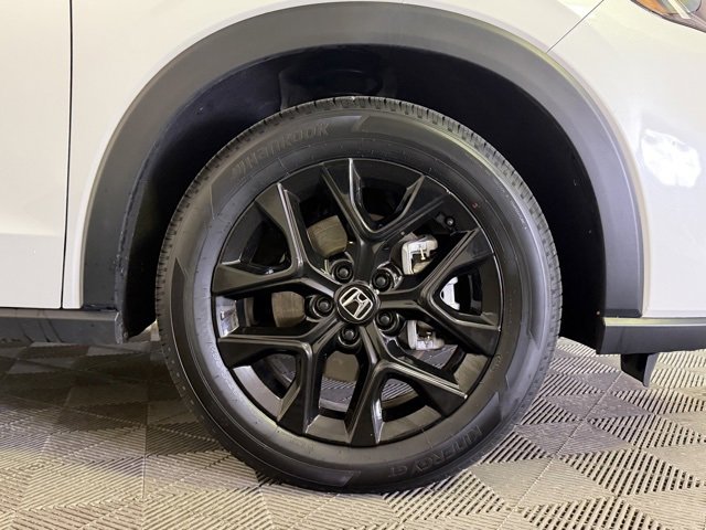 Used 2023 Honda HR-V Sport image 11