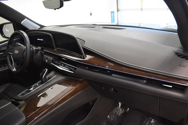 Used 2023 Cadillac Escalade ESV Sport Platinum AWD/4WD image 18