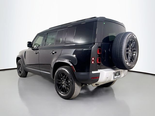Used 2025 Land Rover Defender 110 S AWD/4WD image 7