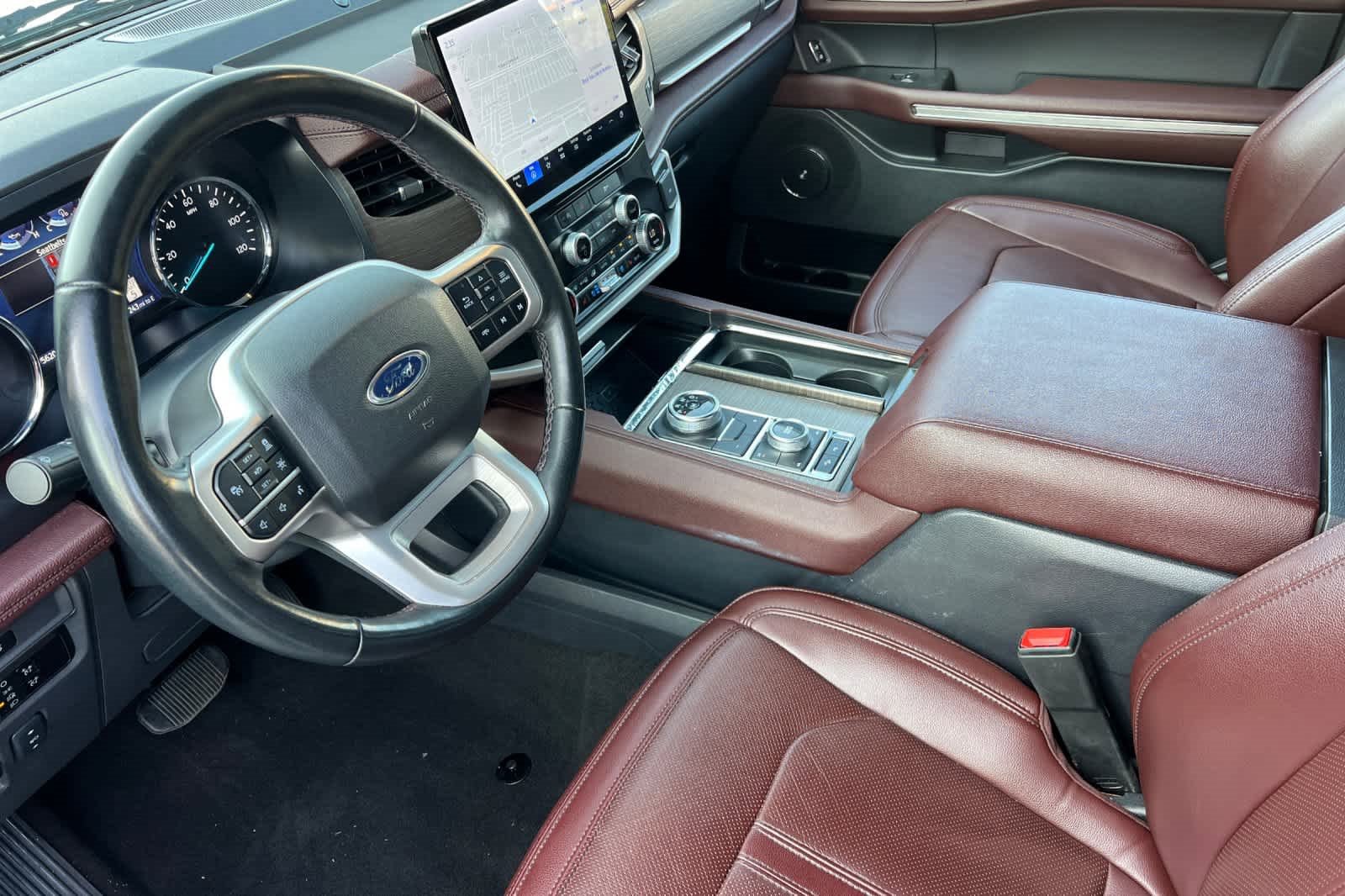 Used 2024 Ford Expedition Max Limited image 11