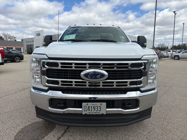 Used 2023 Ford F350 XLT w/ Snow Plow Prep Package image 9