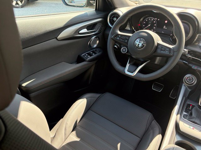 New 2026 Alfa Romeo Tonale w/ Black Premium Package AWD/4WD image 42