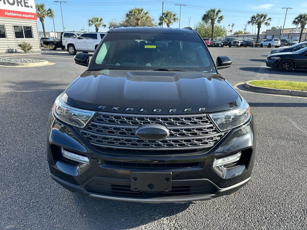 Certified 2022 Ford Explorer XLT w/ Equipment Group 202A RWD image 9