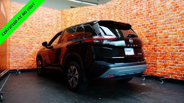 Used 2022 Nissan Rogue SV image 5