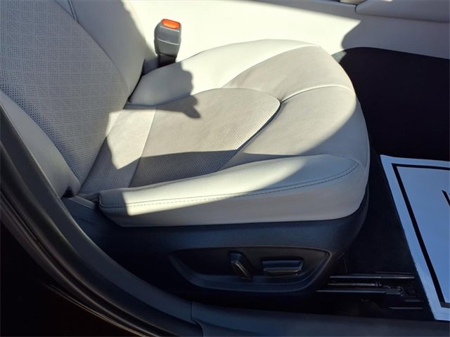 Used 2024 Toyota Camry XSE image 88