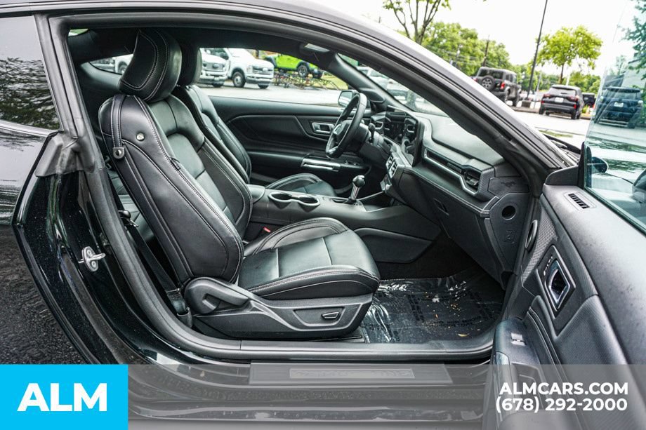 Used 2025 Ford Mustang Premium RWD image 22