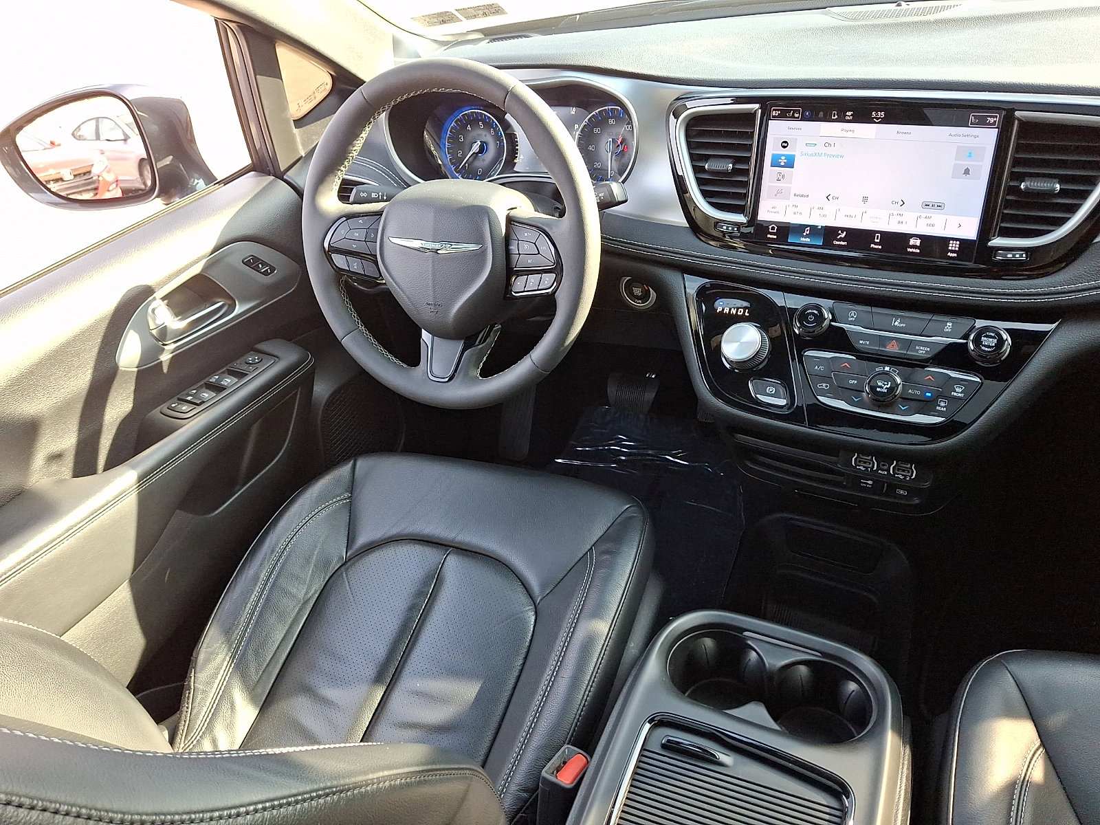 Used 2022 Chrysler Pacifica Touring-L w/ S Appearance Package image 14