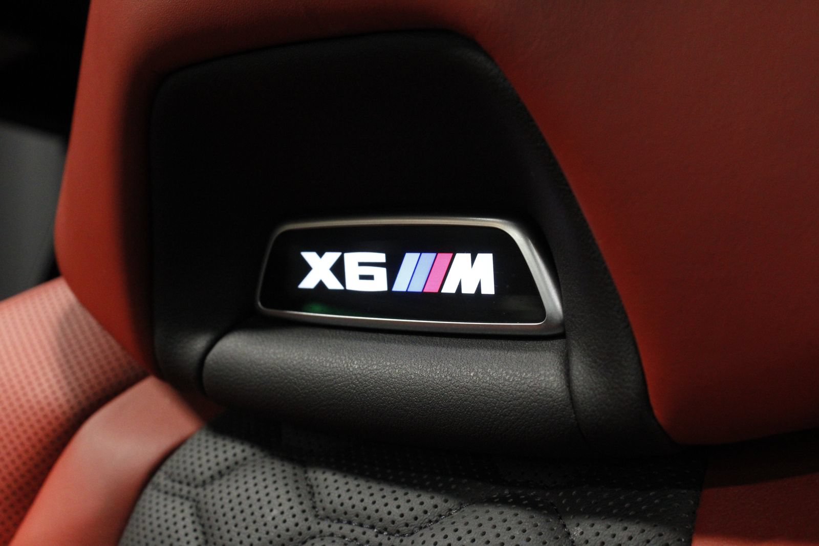 Used 2024 BMW X6 M Competition w/ Executive Package AWD/4WD image 39
