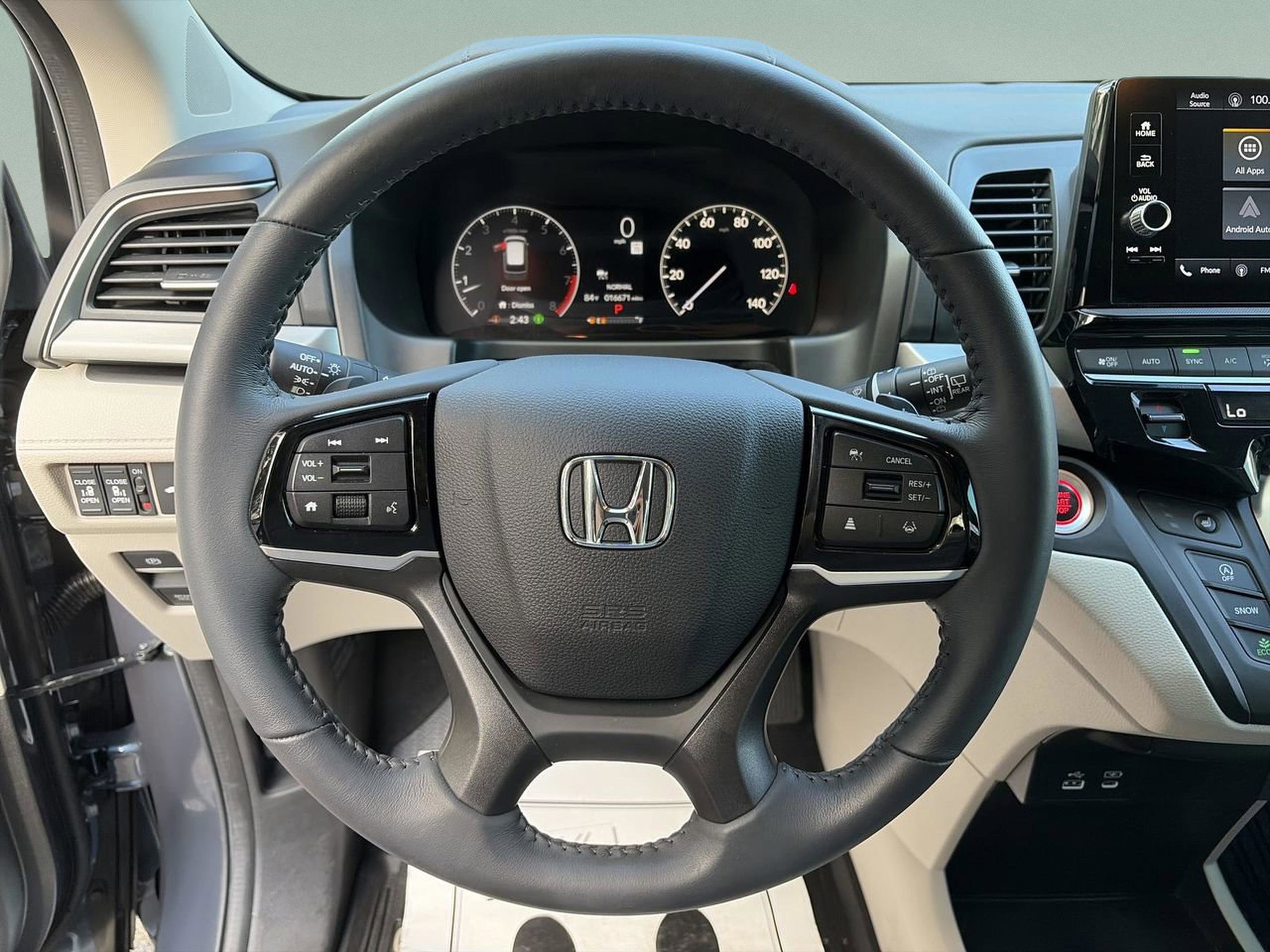 Certified 2025 Honda Odyssey EX-L image 10