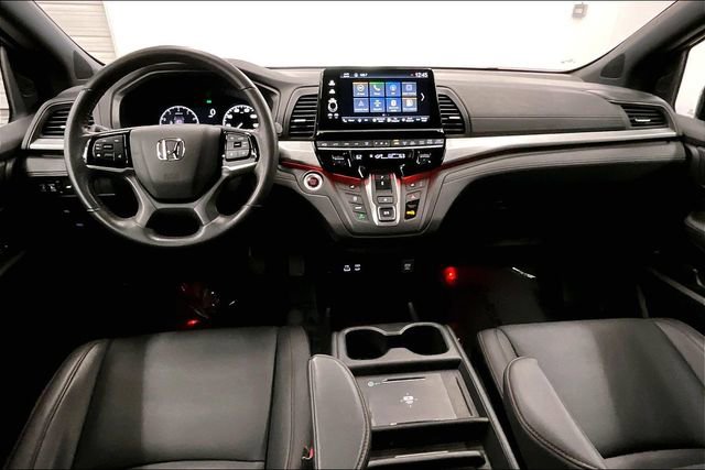 Used 2025 Honda Odyssey Sport-L image 18