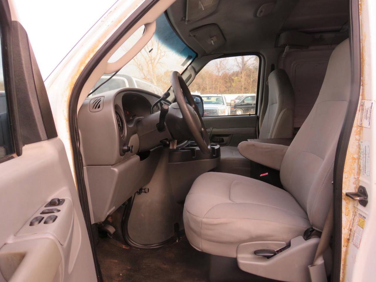 Used 2012 Ford E-250 and Econoline 250 w/ Commercial Cargo Van Pkg RWD image 14