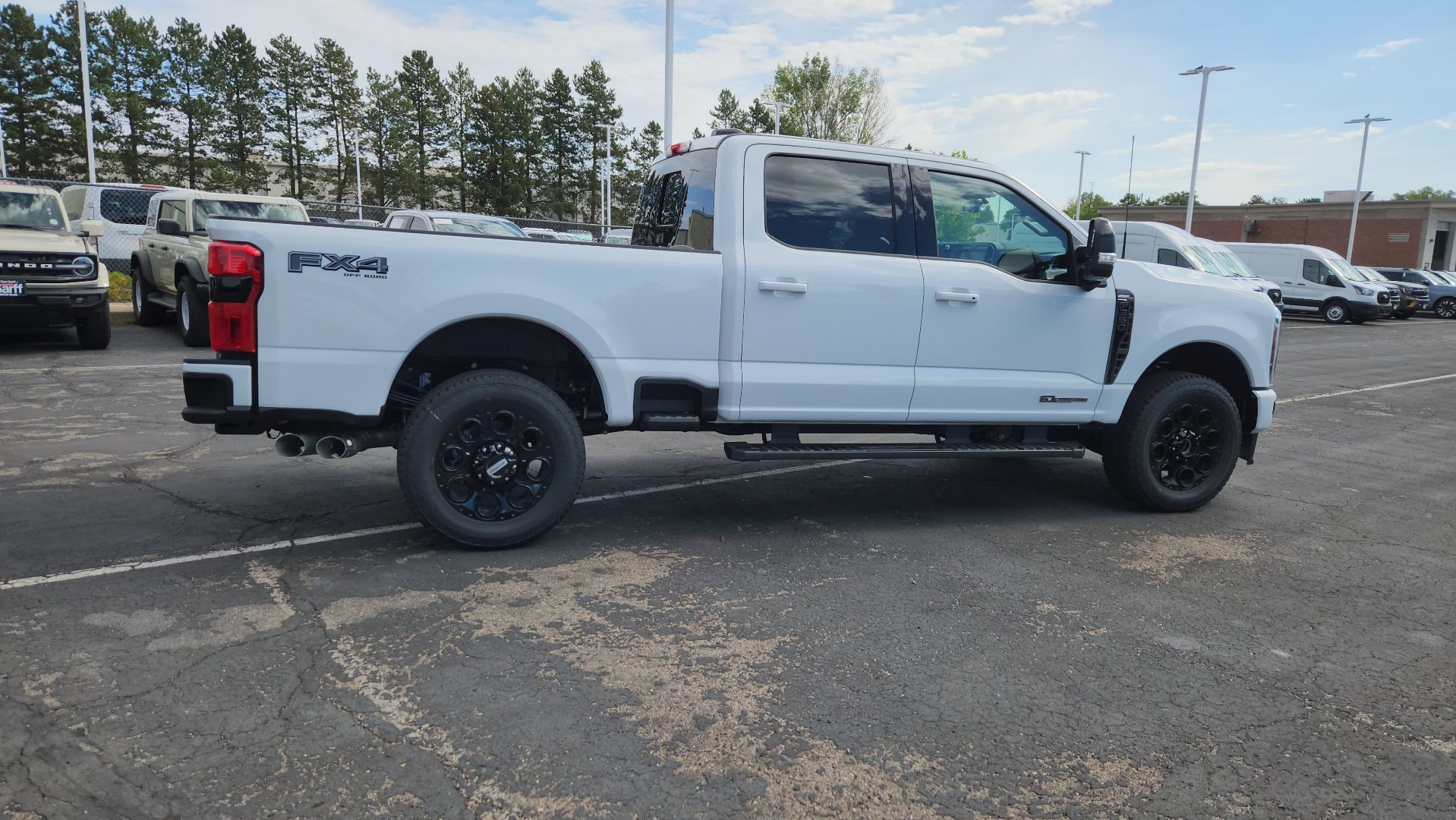 New 2026 Ford F350 Lariat w/ Black Appearance Package AWD/4WD image 8