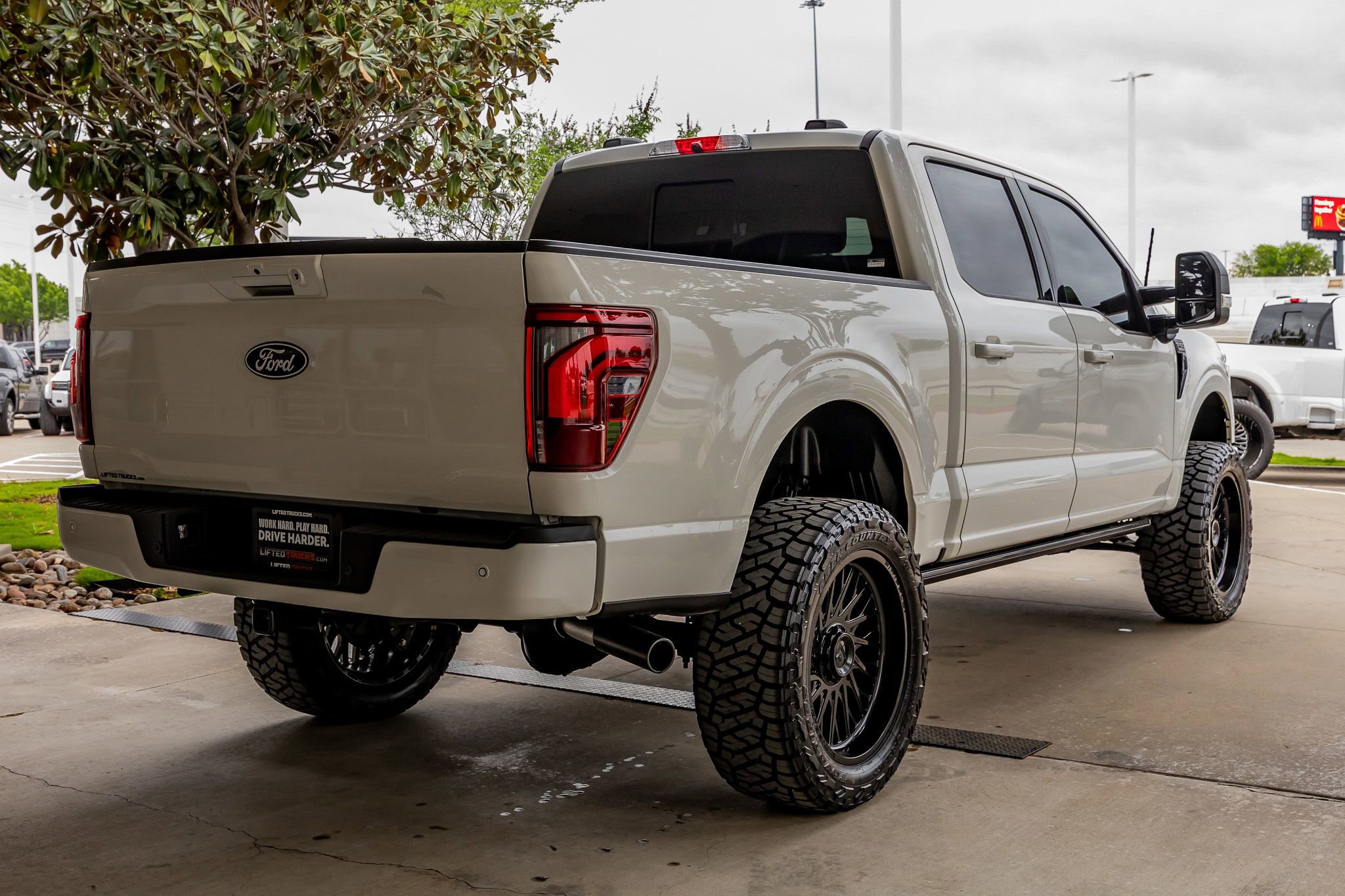 Used 2024 Ford F150 Platinum AWD/4WD image 10