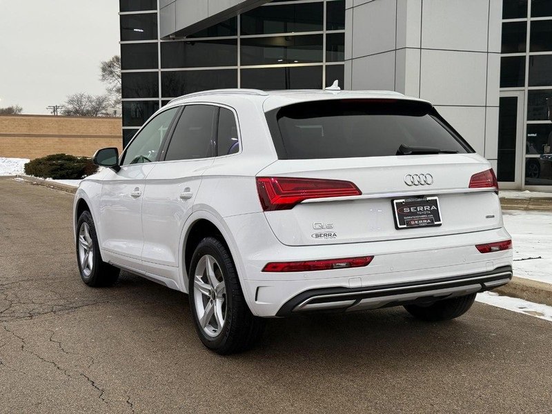 Used 2021 Audi Q5 2.0T Premium w/ Convenience Package image 5