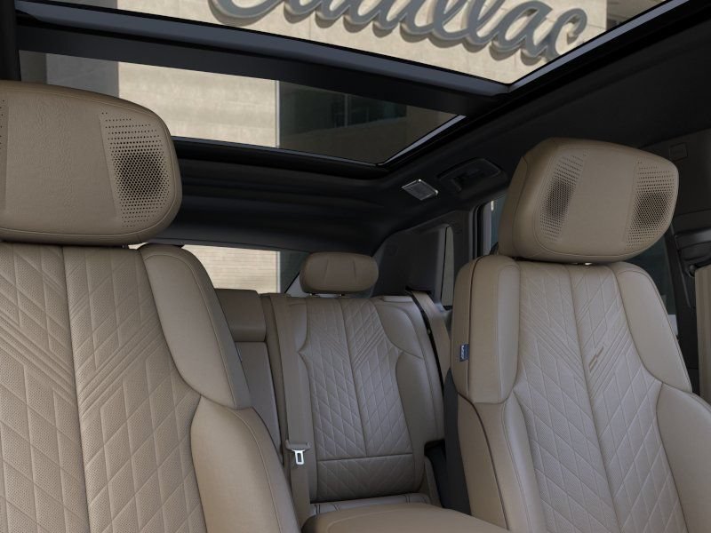 New 2026 Cadillac Lyriq V AWD/4WD image 24