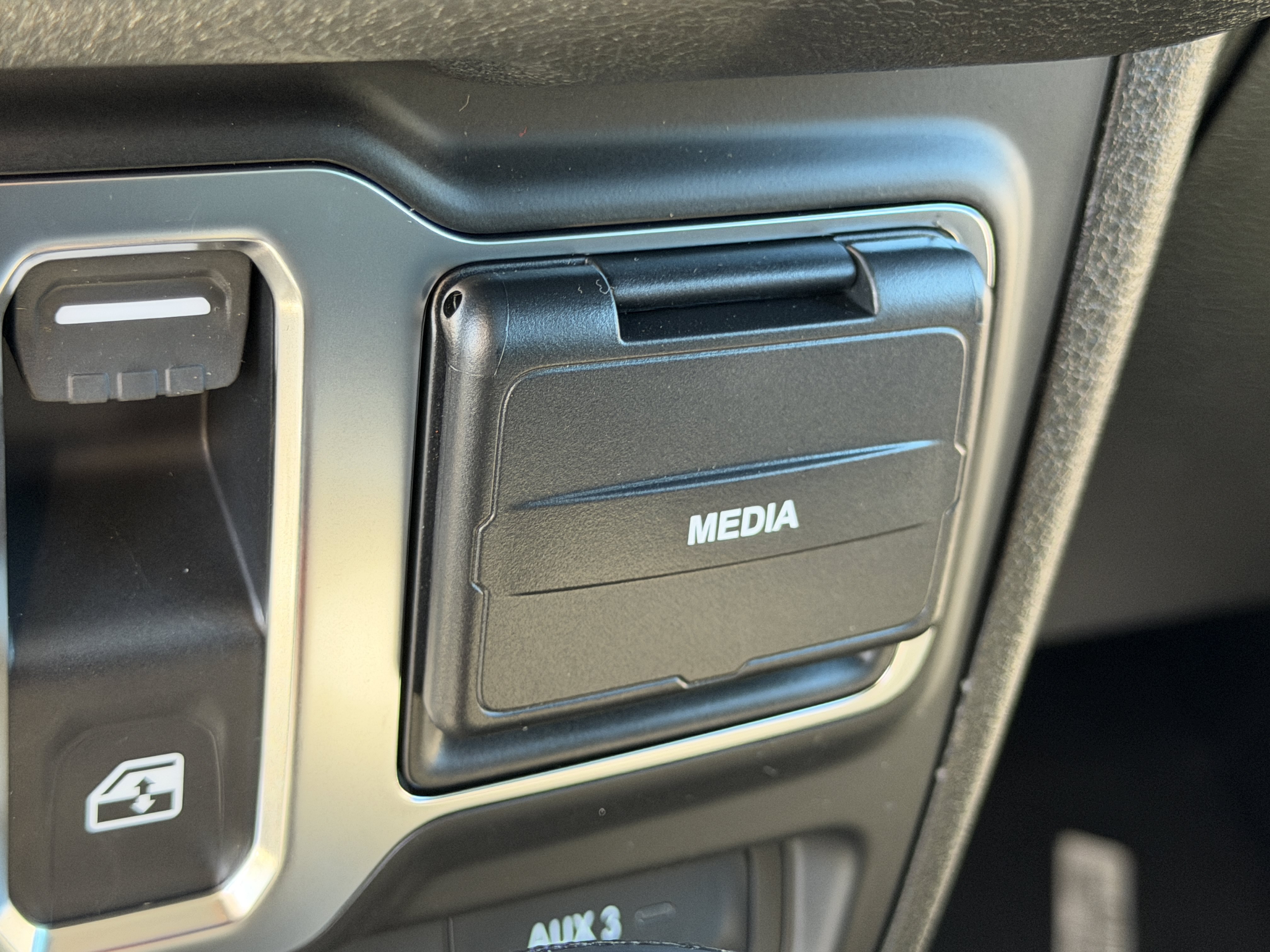 New 2026 Jeep Wrangler Sport AWD/4WD image 27
