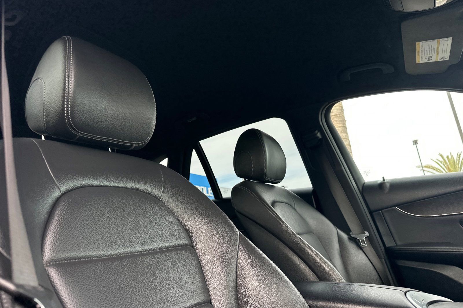 Used 2020 Mercedes-Benz GLC 300 4MATIC image 21
