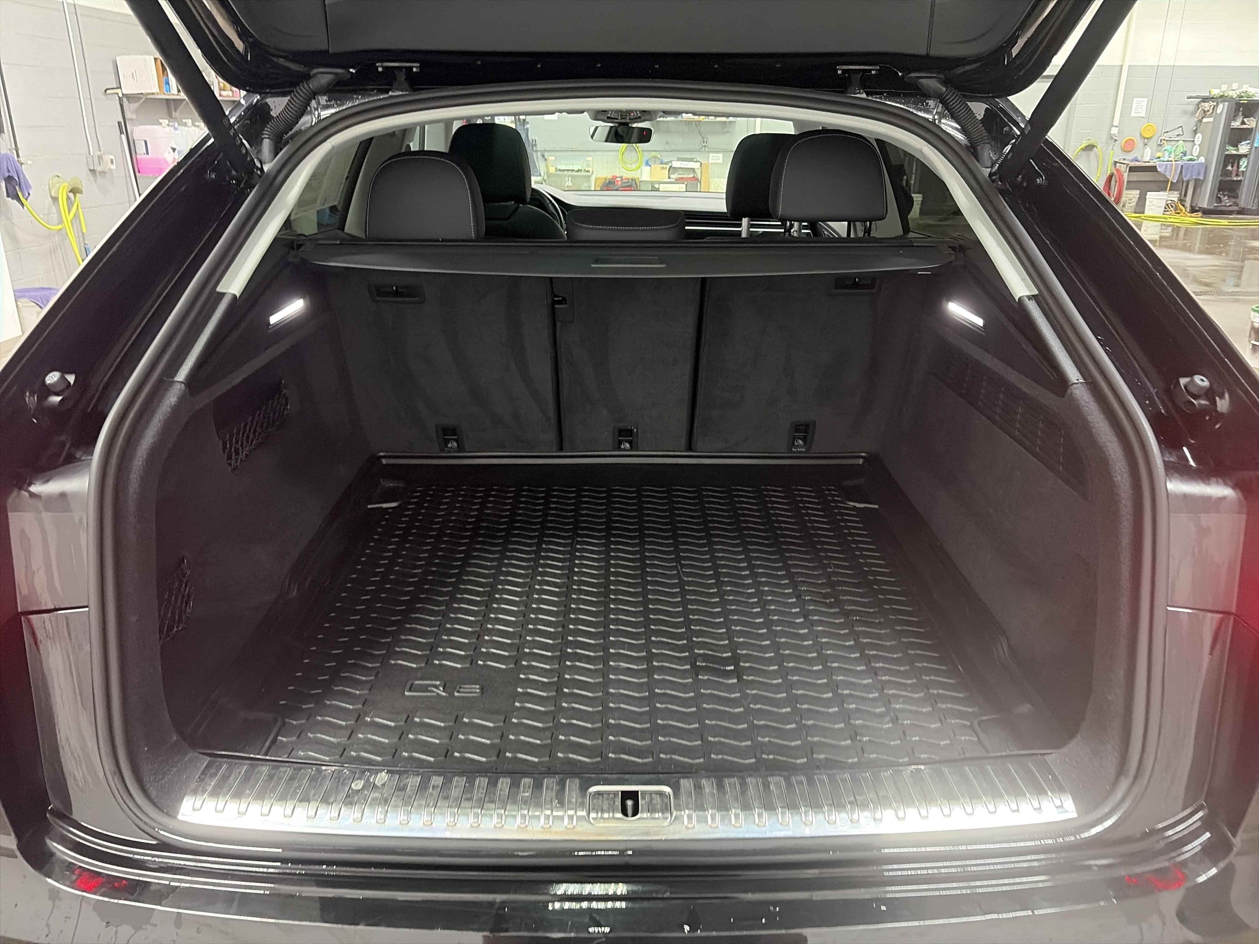 Certified 2023 Audi Q8 Premium Plus AWD/4WD image 29