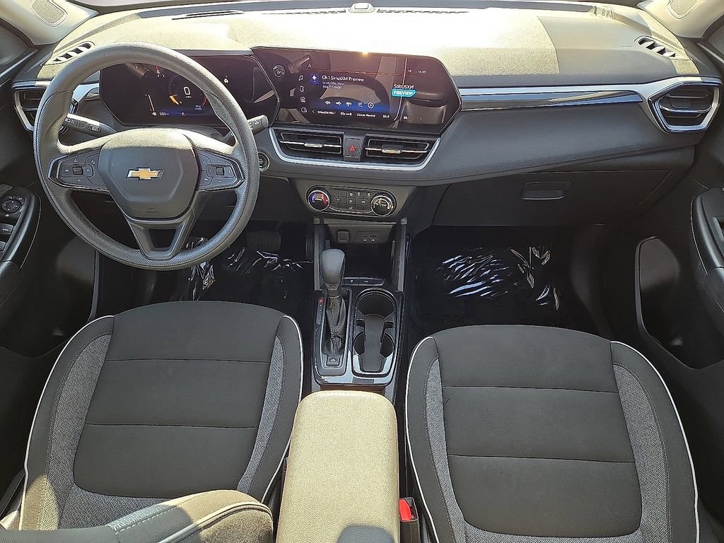 Used 2024 Chevrolet TrailBlazer LS FWD image 15