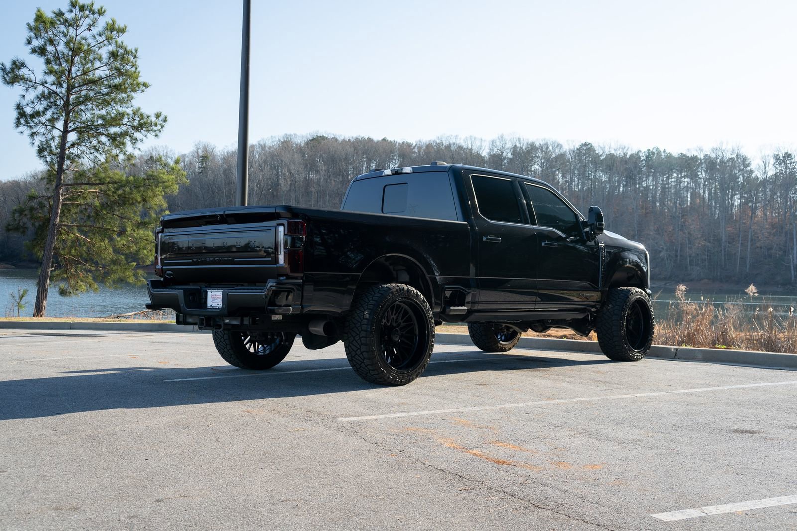 Used 2025 Ford F250 Platinum w/ Platinum Plus Package image 25