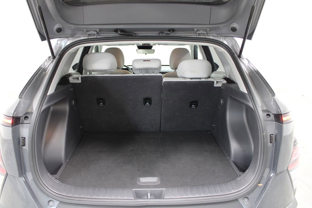Used 2024 Hyundai Kona SEL image 13